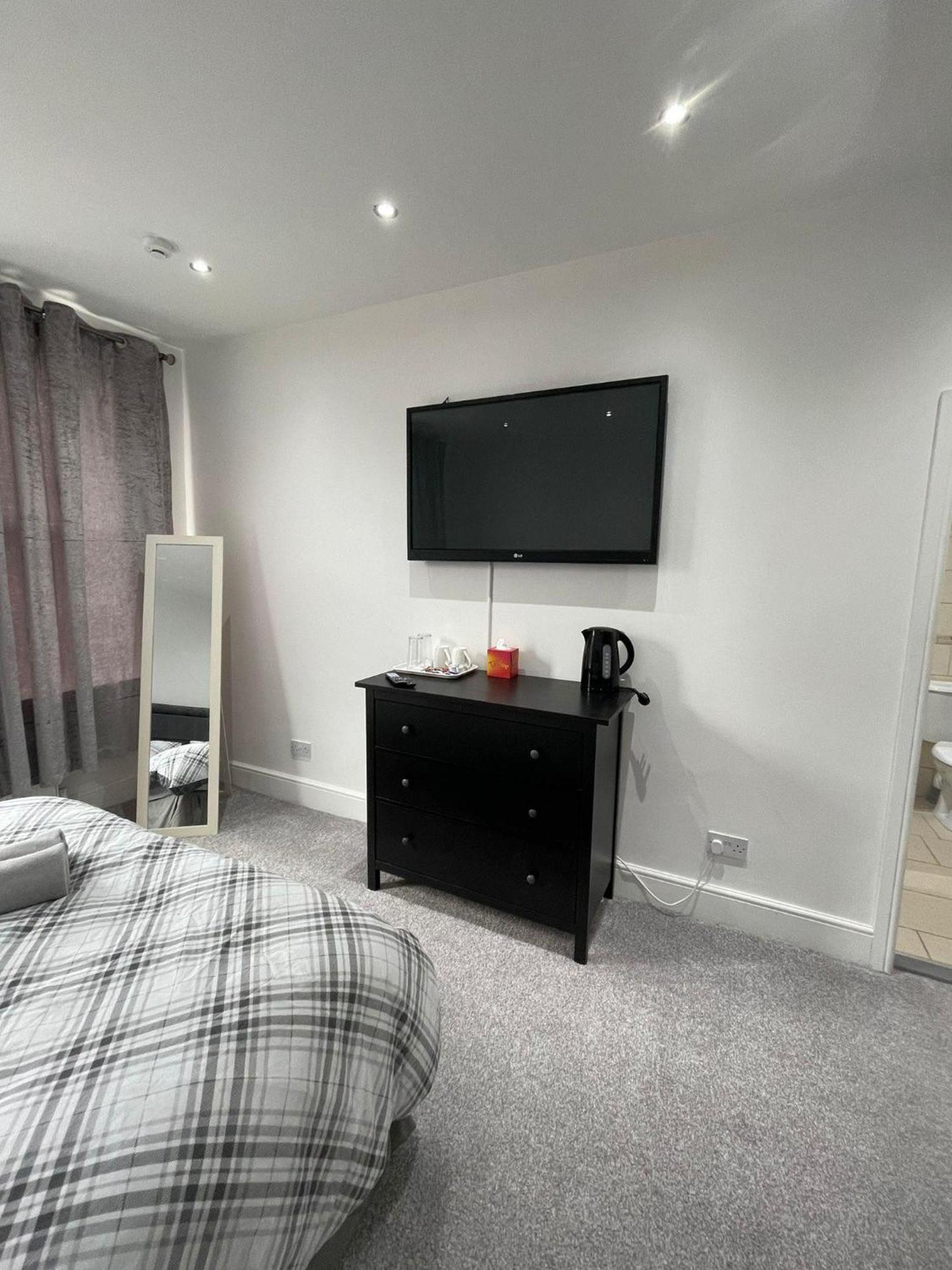 בירקנהד Boutique Rooms מראה חיצוני תמונה