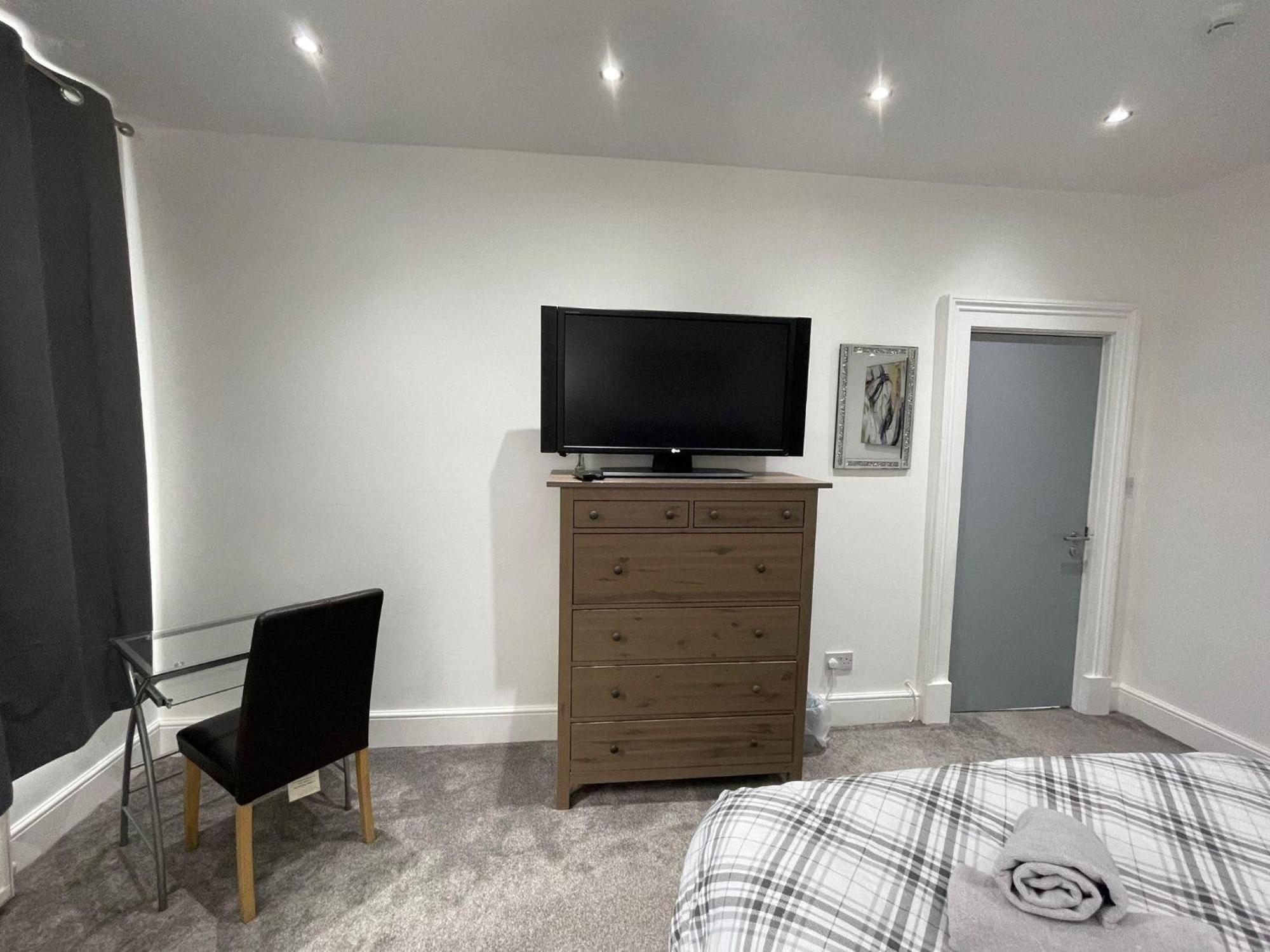 בירקנהד Boutique Rooms מראה חיצוני תמונה